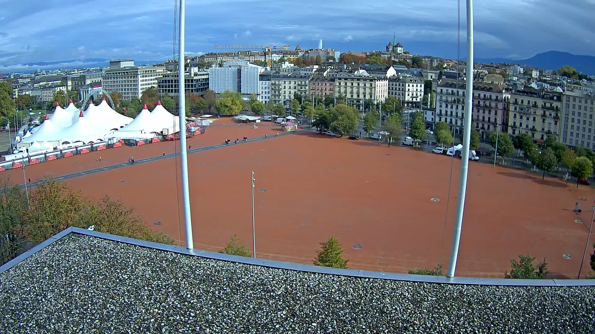 Genf › Nordosten: Genève Home information - Plaine de Plainpalais