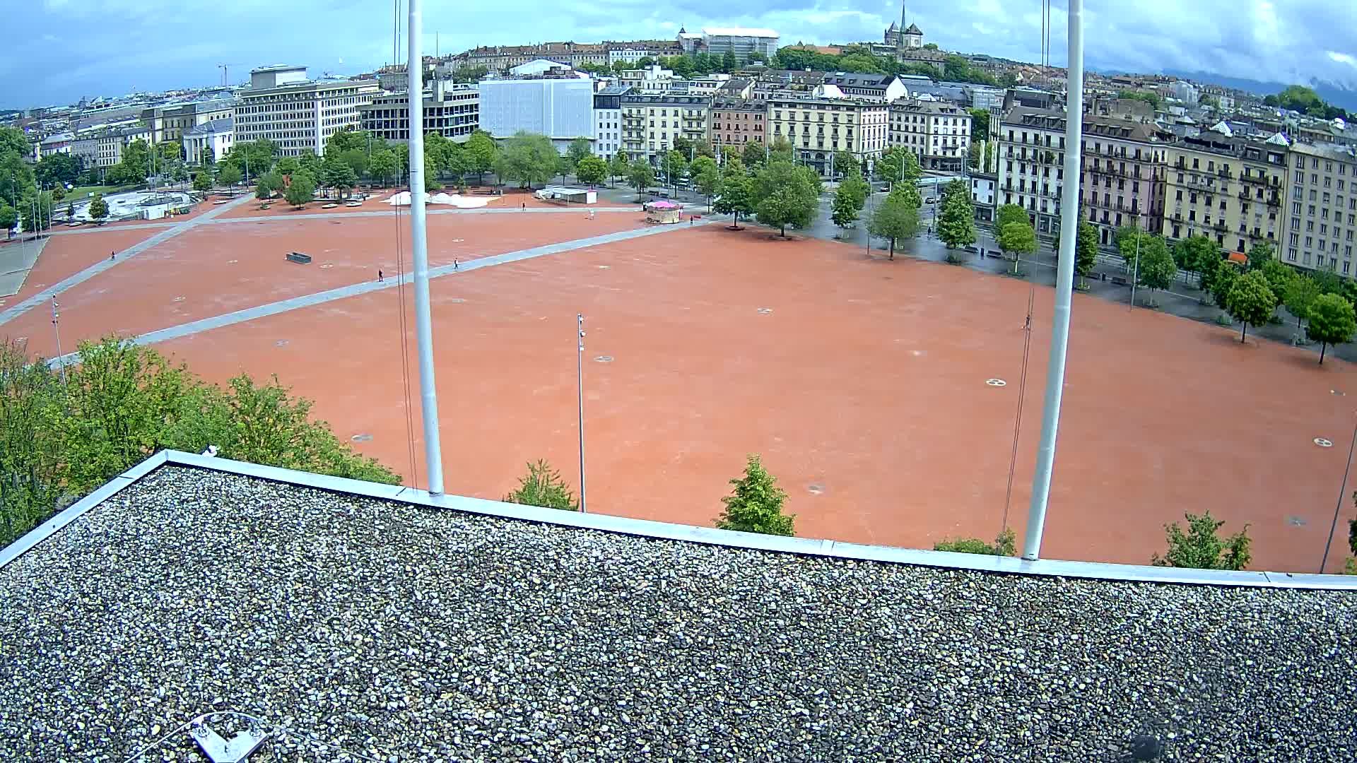 Genf › Nordosten: Genève Home information - Plaine de Plainpalais