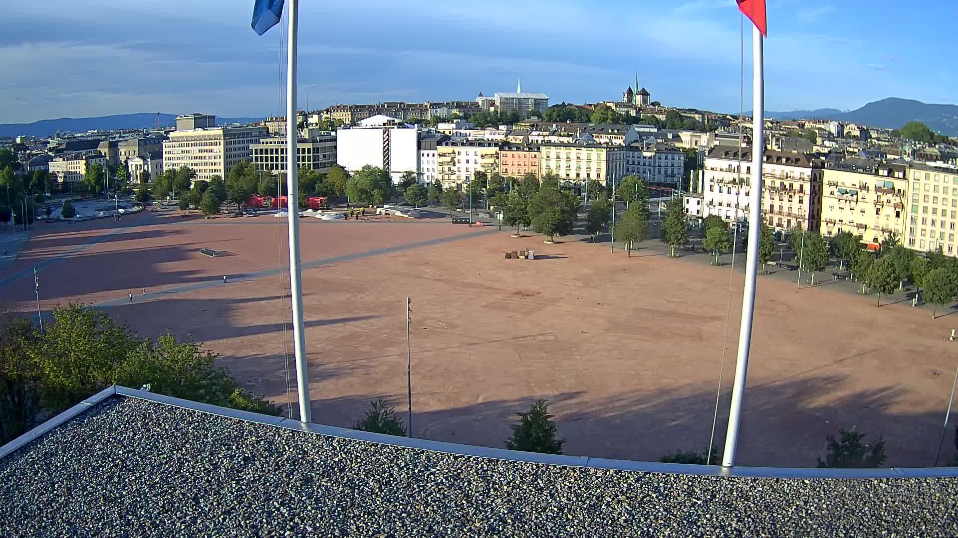 Genf › Nordosten: Genève Home information - Plaine de Plainpalais