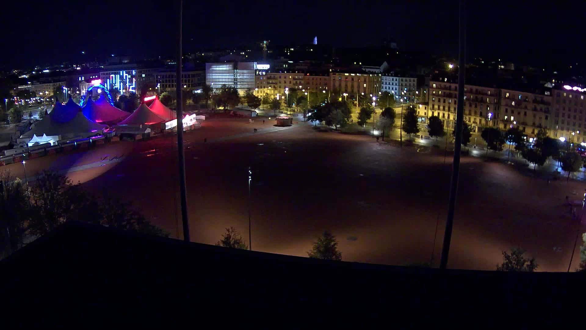 Genf › Nordosten: Genève Home information - Plaine de Plainpalais
