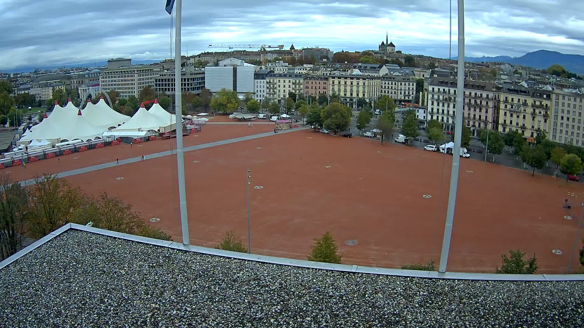 Genf › Nordosten: Genève Home information - Plaine de Plainpalais