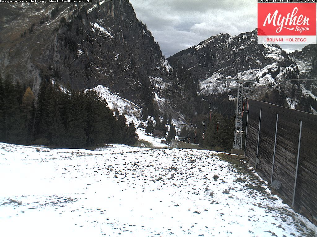 Traffic Cam Brunni: Mythenregion - Einsiedeln (Bergstation) - Holzegg