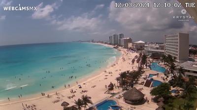 Vista de cámara web de luz diurna desde La Isla: Punta Cancún