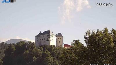 Current or last view from Slovenská Ľupča › North East: Ľupčiansky hrad