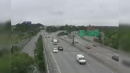 Traffic Cam New York › West: I-278 at Northern Blvd