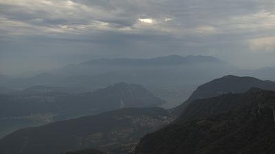 immagine della webcam nei dintorni di San Fedele Intelvi: webcam Monte Generoso