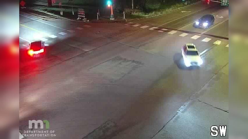 Traffic Cam Victoria: T.H.5 WB @ Bavaria Rd