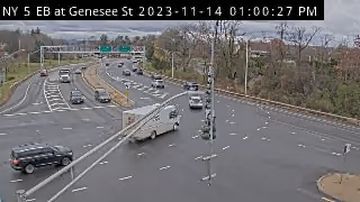 Traffic Cam New Hartford › East: Route 5/12 @ Genesee Street