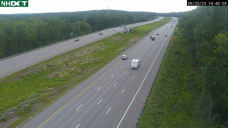 Traffic Cam Londonderry › South: 93 S, MM 14.4