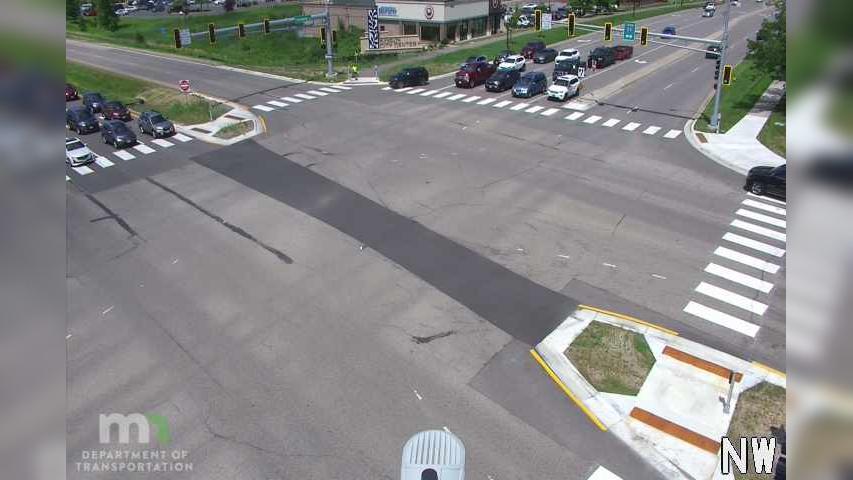 Traffic Cam Plymouth: MN 55: T.H.55 EB @ Vicksburg Ln