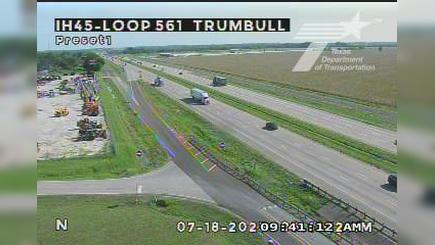 Traffic Cam Ennis › North: I-45 @ FM1181 (Creechville Rd)