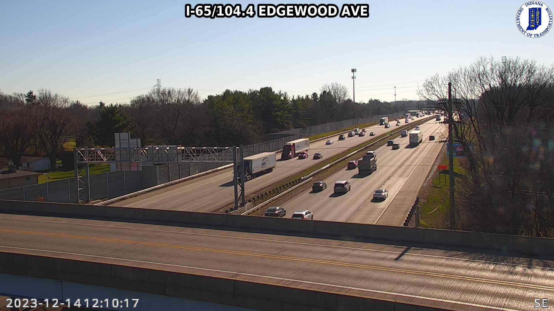 Traffic Cam Indianapolis: I-65: I-65/104.4 EDGEWOOD AVE