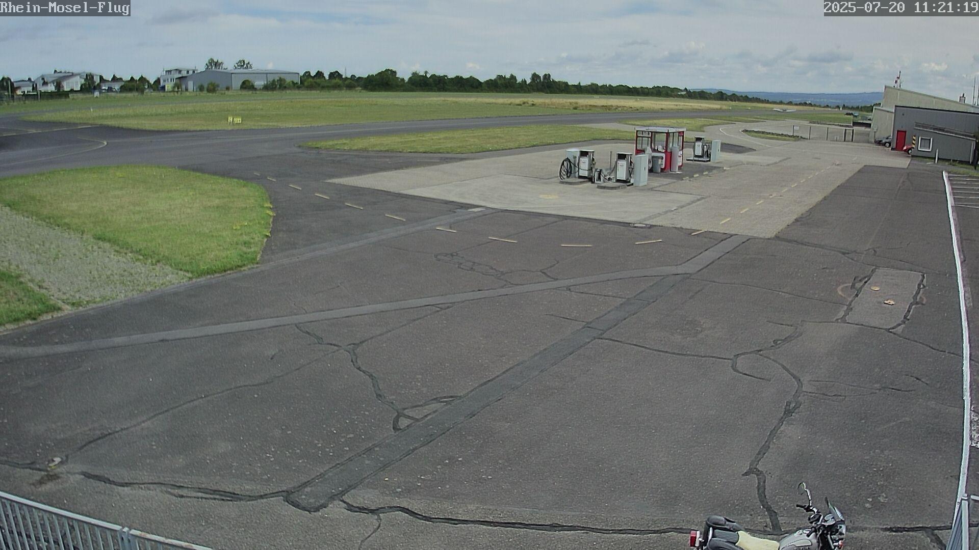Bisholder Views: Koblenz Airfield Landscapes Webcam