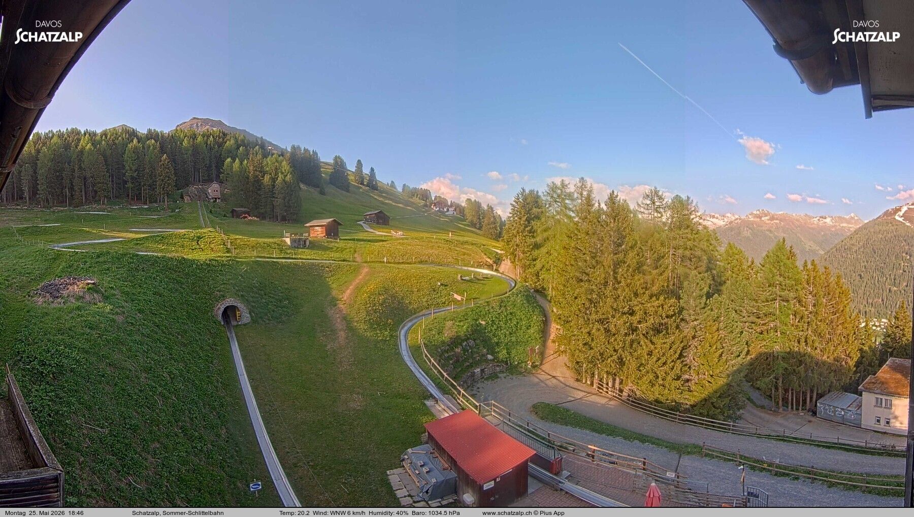 Davos: Sommer-Schlittelbahn, Blick zur Strelaalp