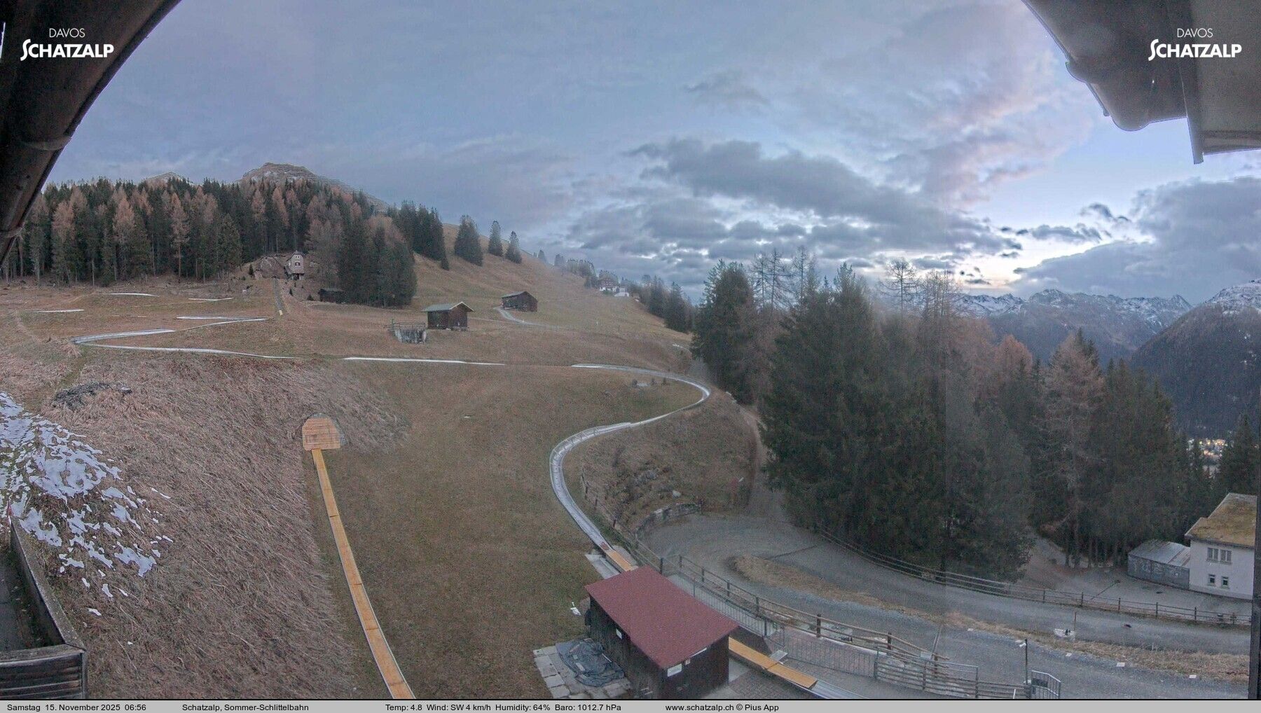 Davos: Sommer-Schlittelbahn, Blick zur Strelaalp