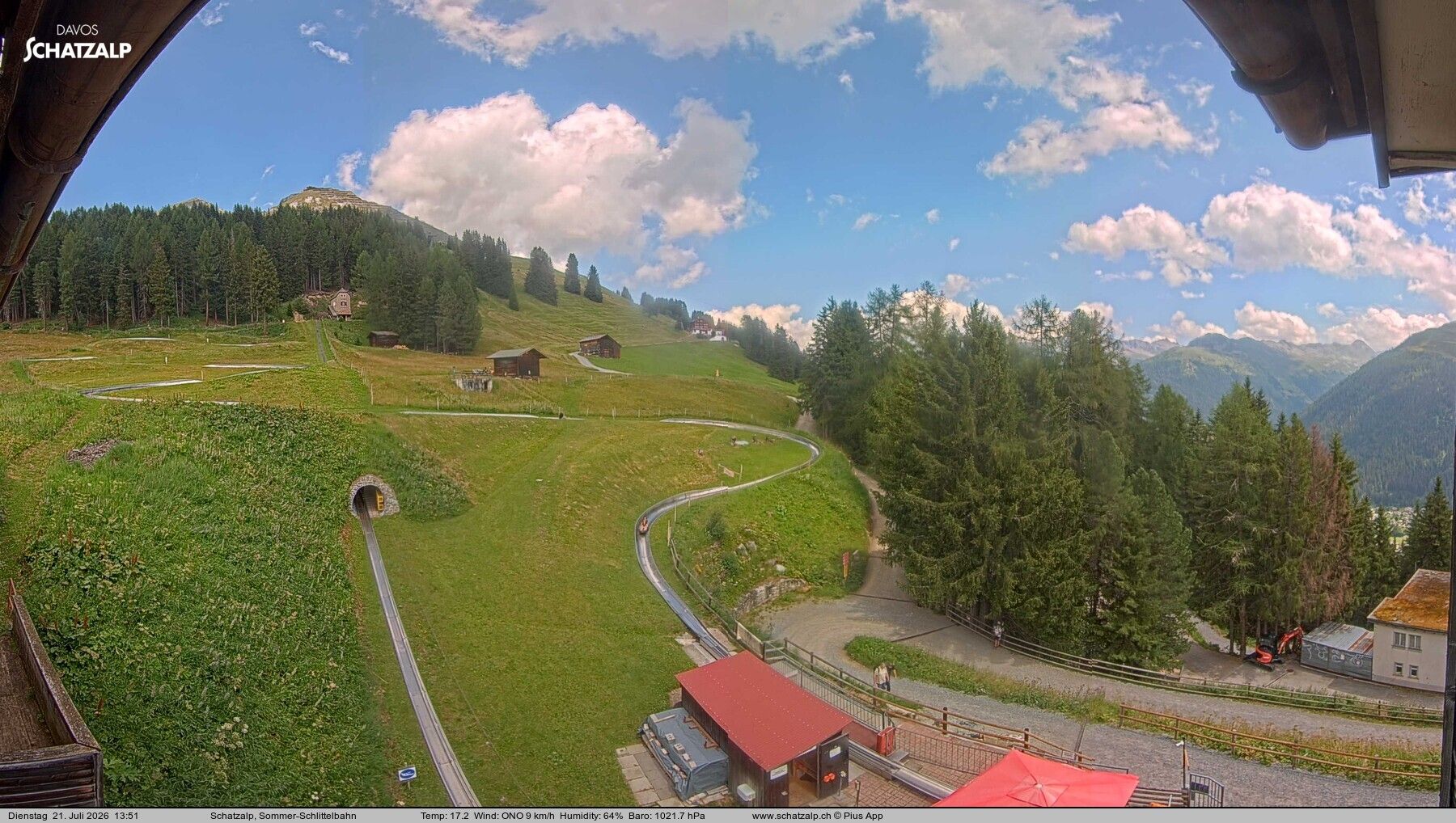Davos: Sommer-Schlittelbahn, Blick zur Strelaalp