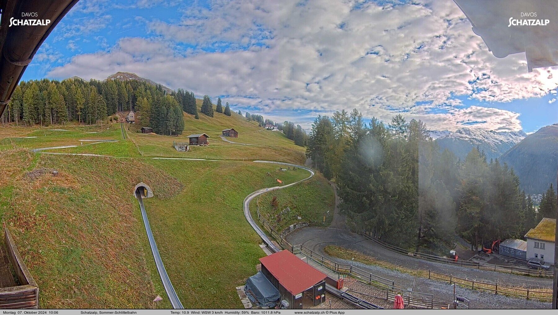 Davos: Sommer-Schlittelbahn, Blick zur Strelaalp