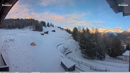 Davos: Sommer-Schlittelbahn, Blick zur Strelaalp