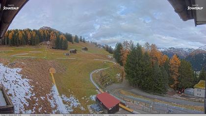 Davos: Sommer-Schlittelbahn, Blick zur Strelaalp