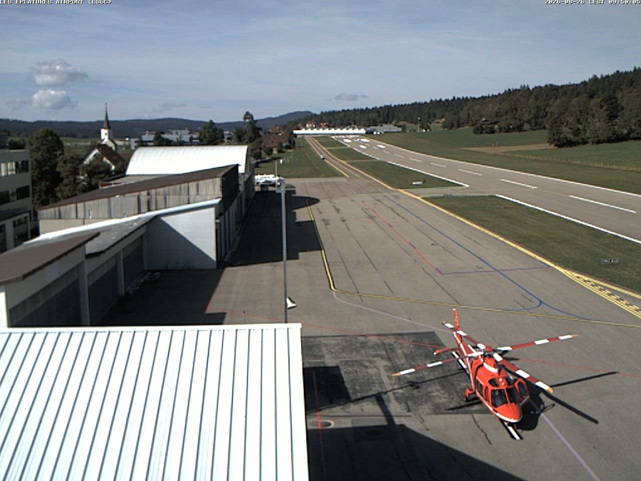 La Chaux-de-Fonds › Südwesten: Airport Les Eplatures - Temples des Éplatures