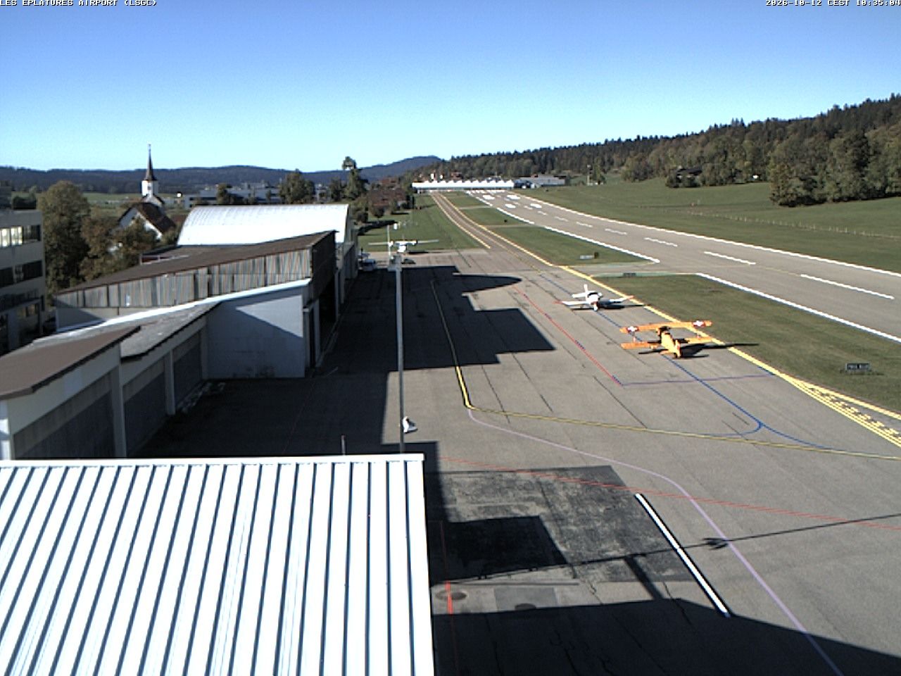 La Chaux-de-Fonds › Südwesten: Airport Les Eplatures - Temples des Éplatures