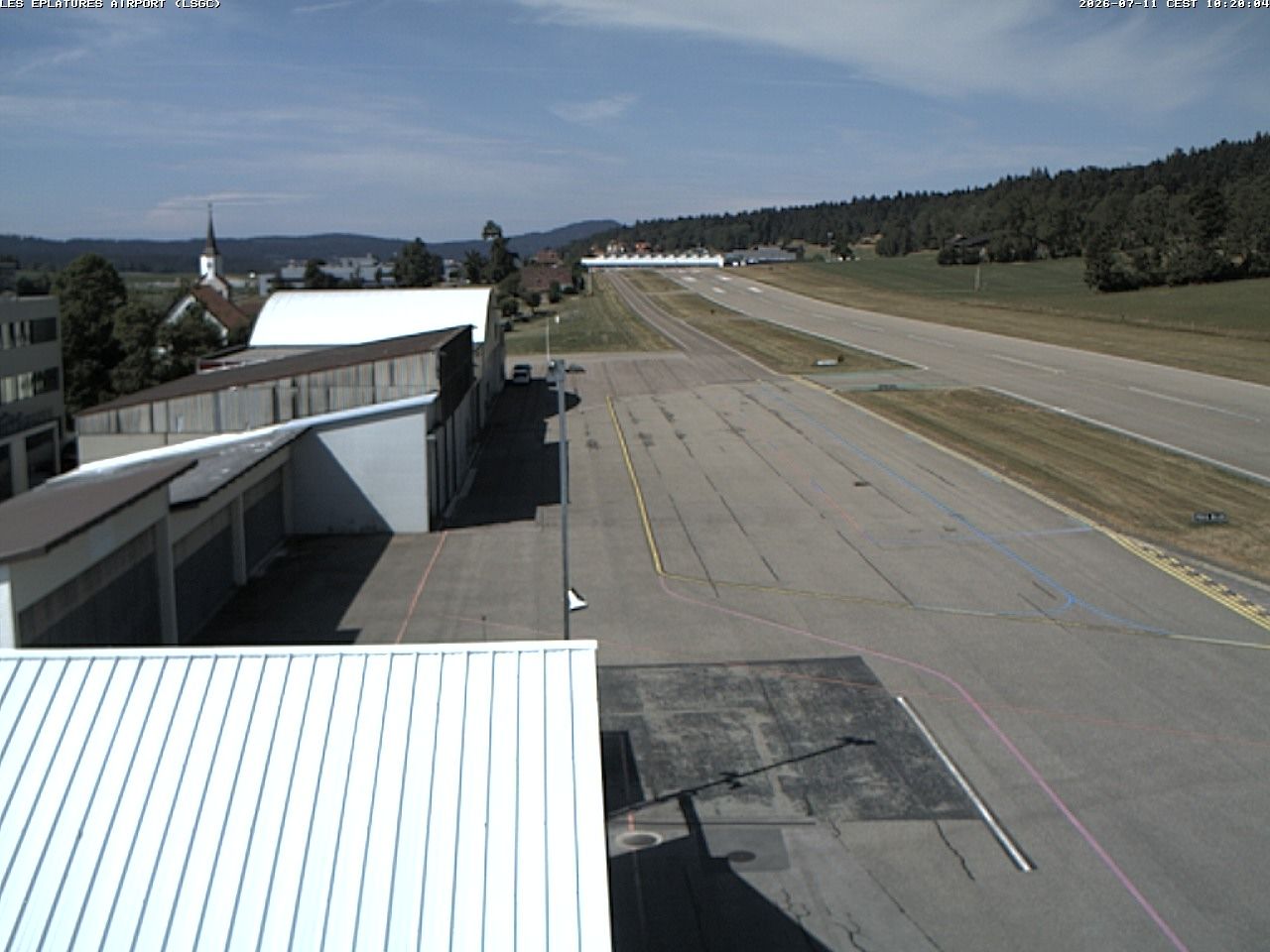 La Chaux-de-Fonds › Südwesten: Airport Les Eplatures - Temples des Éplatures