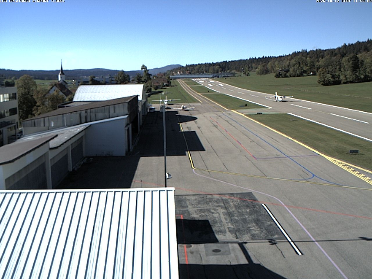 La Chaux-de-Fonds › Südwesten: Airport Les Eplatures - Temples des Éplatures