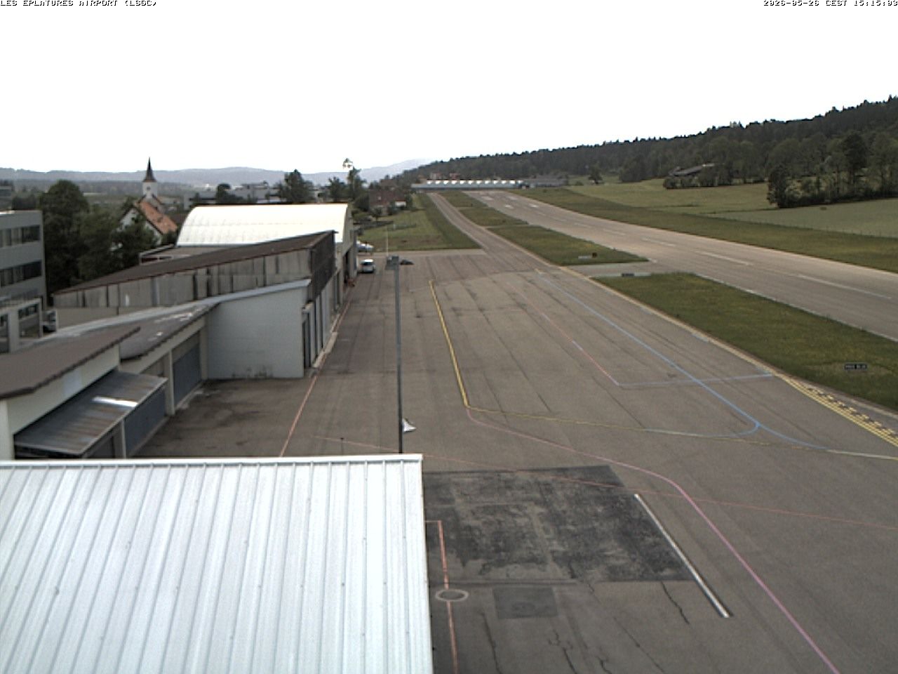 La Chaux-de-Fonds › Südwesten: Airport Les Eplatures - Temples des Éplatures