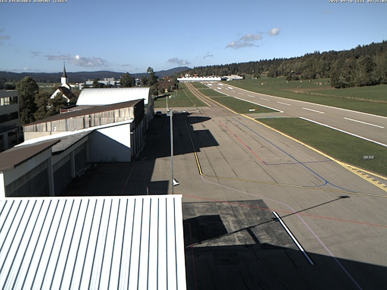 La Chaux-de-Fonds › Südwesten: Airport Les Eplatures - Temples des Éplatures