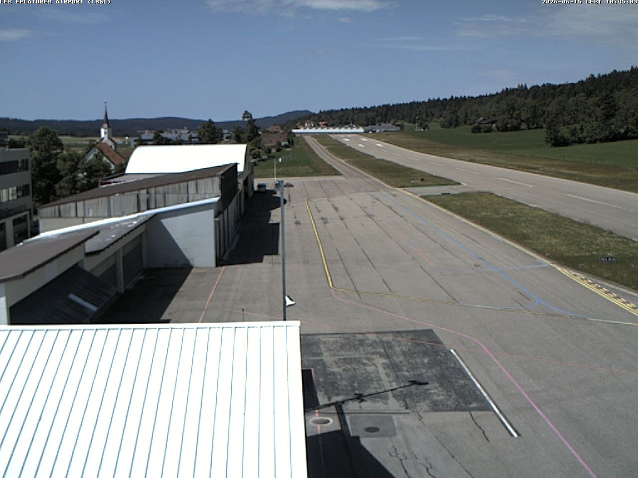 La Chaux-de-Fonds › Südwesten: Airport Les Eplatures - Temples des Éplatures