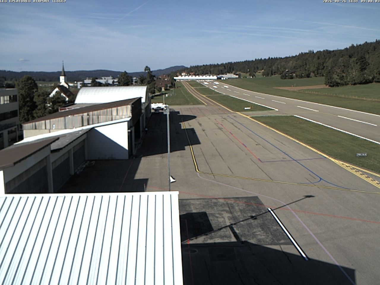 La Chaux-de-Fonds › Südwesten: Airport Les Eplatures - Temples des Éplatures