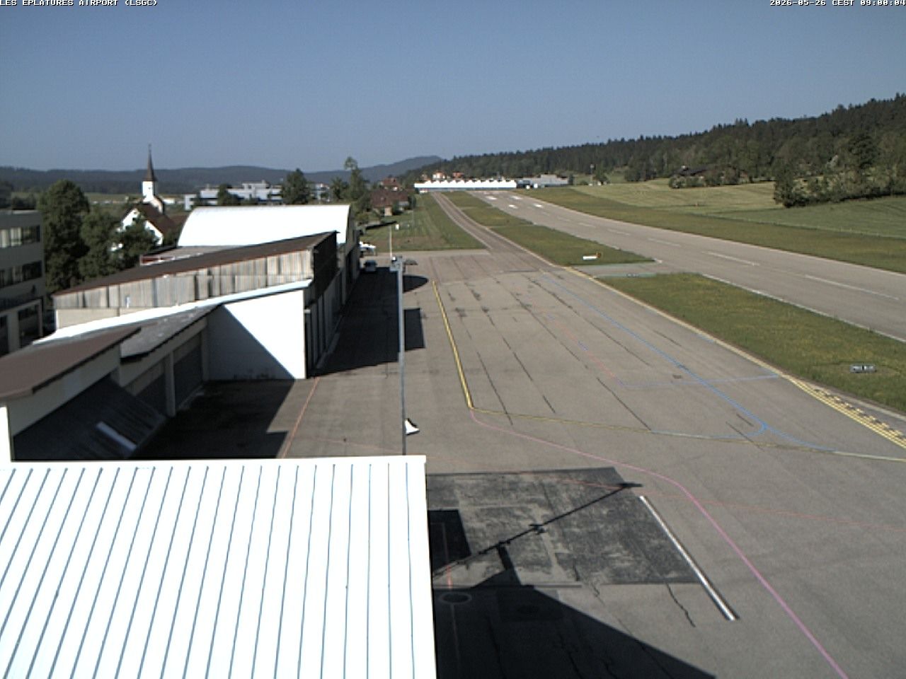 La Chaux-de-Fonds › Südwesten: Airport Les Eplatures - Temples des Éplatures