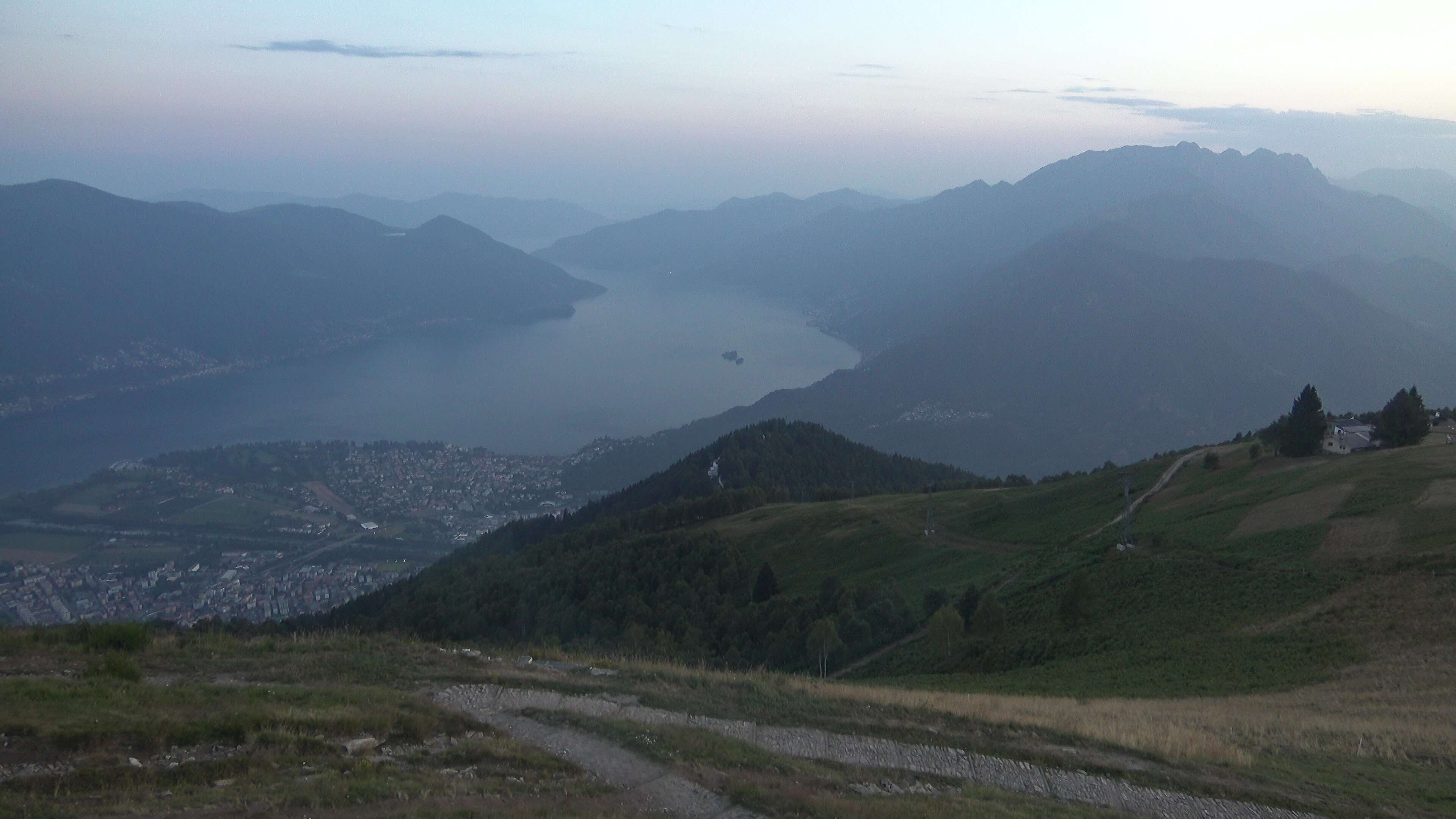 Brione sopra Minusio: Minusio, Locarno - Cimetta Bergstation