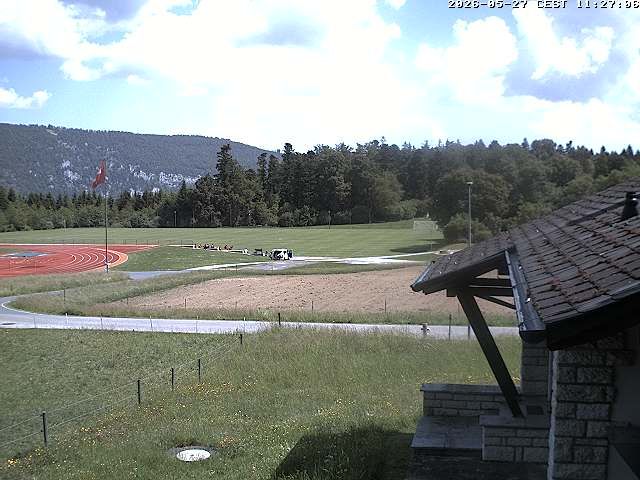 Magglingen › Nordosten: Restaurant End der Welt - 400-Rundbahn und Fussballplatz «End der Welt»