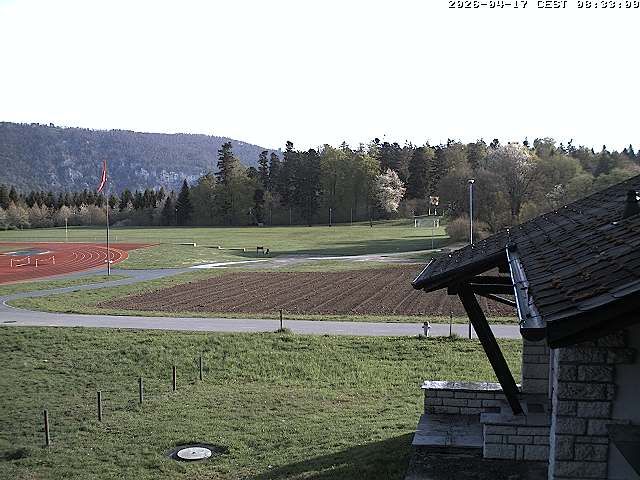 Magglingen › Nordosten: Restaurant End der Welt - 400-Rundbahn und Fussballplatz «End der Welt»