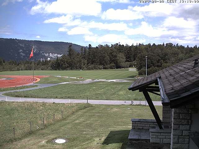 Magglingen › Nord-Ost: Restaurant End der Welt - 400-Rundbahn und Fussballplatz «End der Welt»