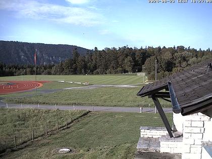 Magglingen › Nord-Ost: Restaurant End der Welt - 400-Rundbahn und Fussballplatz «End der Welt»