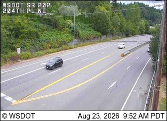 Traffic Cam Sammamish: SR 202 at MP 9.9: 204th Ave NE