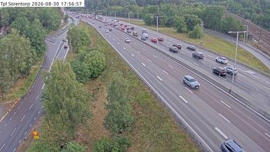 Traffic Cam Bergshamra: Trafikplats Sörentorp