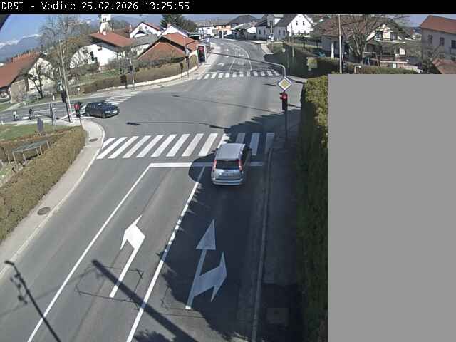 Traffic Cam Vodice: R2-413, Zbilje - v Vodicah