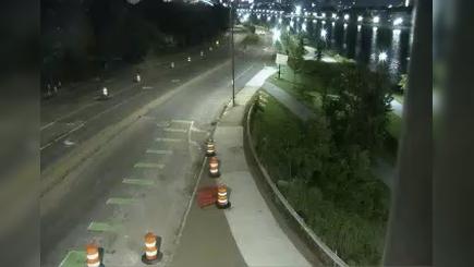 Traffic Cam Rochester: Ford St at Exchange Blvd