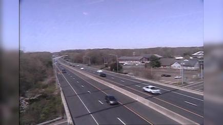 Traffic Cam Guilford: CAM 142 - I-95 NB Exit 58 - Rt. 77 (Church St)