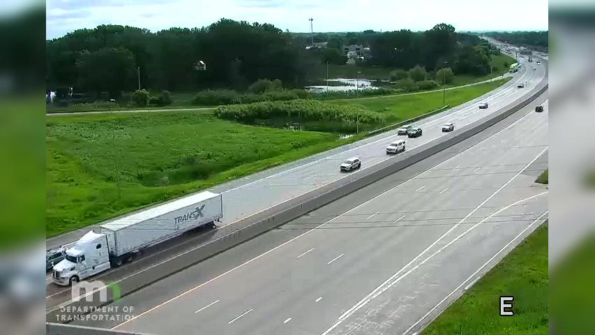 Traffic Cam Brooklyn Park: I-94 EB @ Boone Ave