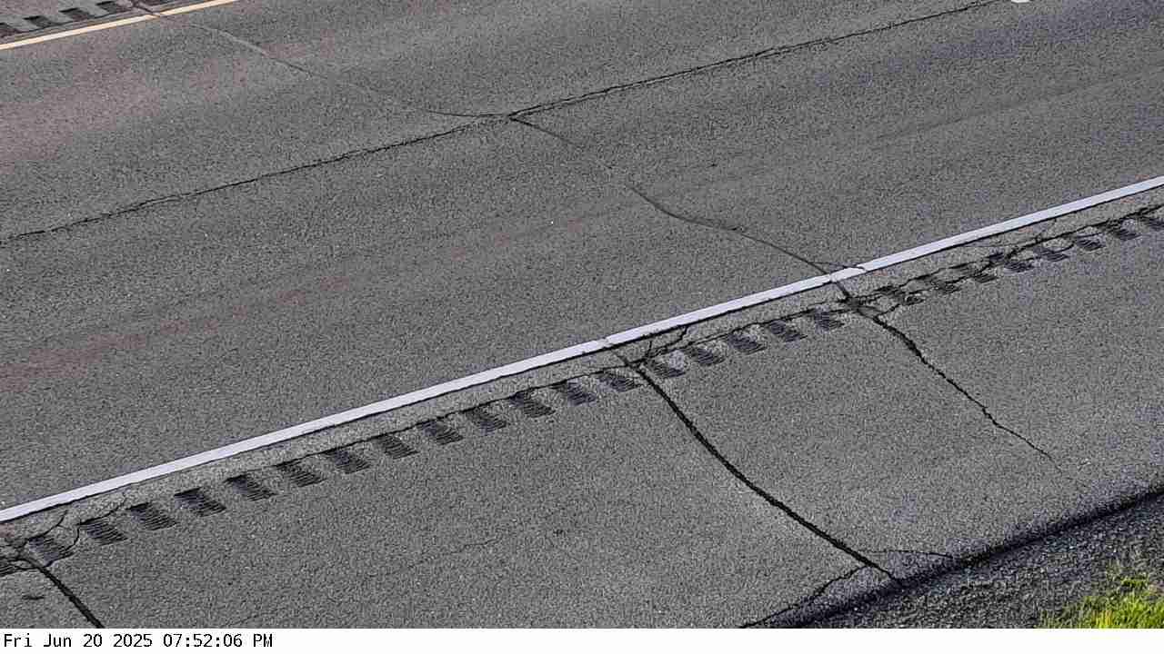 Traffic Cam Rochester: US 63: U.S.63 (Stewartville - MP 32): U.S.63 (Stewartville - MP 32) View