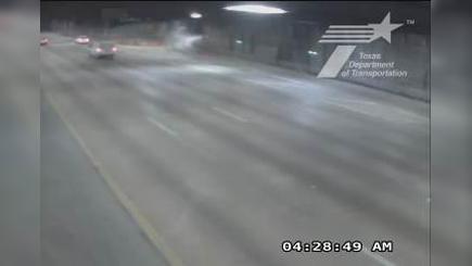 Traffic Cam Klyde Warren Park-Arts District PID › East: Spur 366 @ EB Tunnel Cam