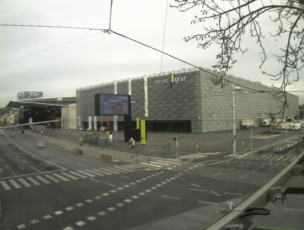 Traffic Cam Graz: mcg, messecentergraz - 'Messehalle A+B