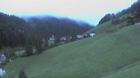 Ultima vista de la luz del día desde Vinaders: Landhaus Vötter Gries am Brenner Blick auf − Obernberger Tribulaun
