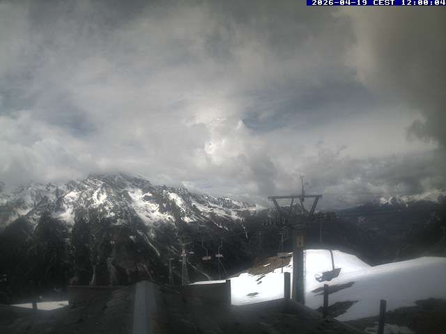 Bergün › Osten: Schneesportgebiet Darlux