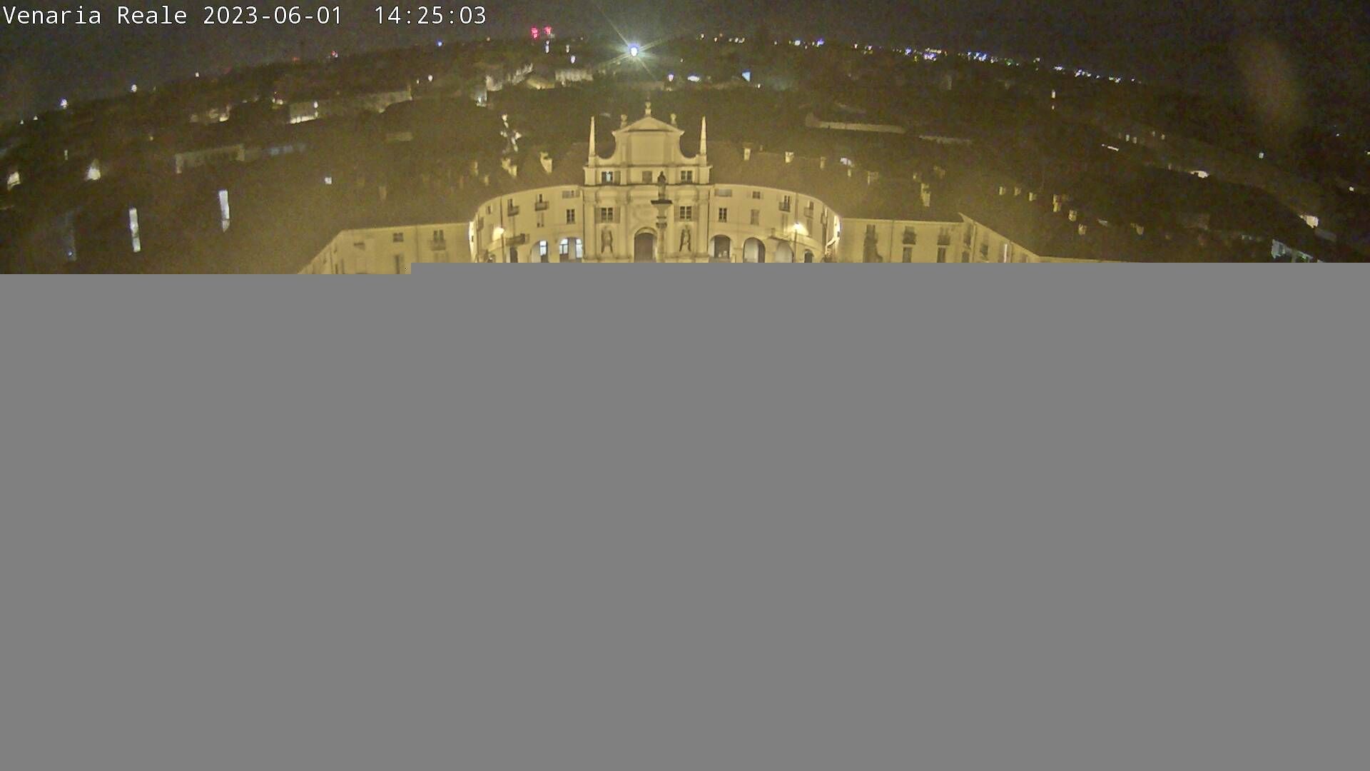 Traffic Cam Venaria Reale: piazza Annunziata