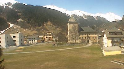 Zernez: Schlosswiese